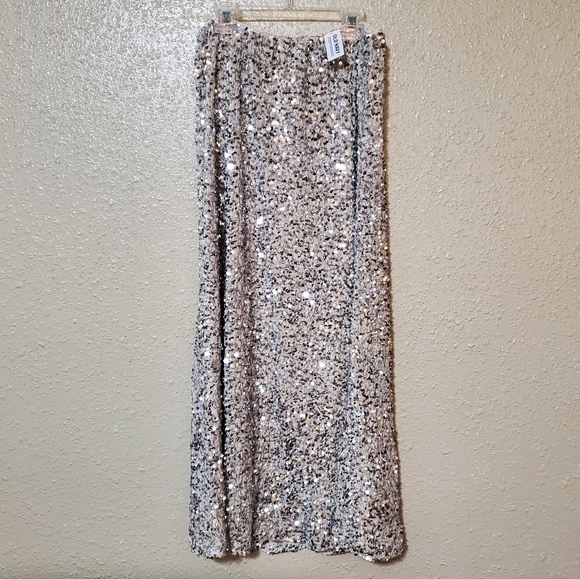 NWT Women's Old Navy Silver Sequin Thanksgiving / Christmas A-Line Maxi Skirt - Picture 9 of 16